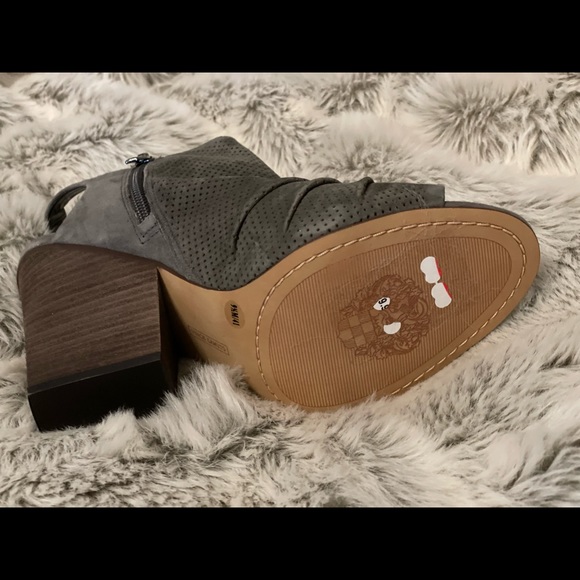 Vince Camuto Kentvi Peep Toe Booties - Picture 5 of 8